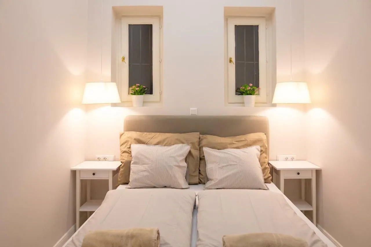 Lili Lovely Apartment 부다페스트